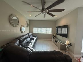 14 SW 7th Ave, Dania Beach FL 33004