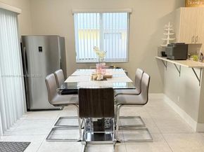 14 SW 7th Ave, Dania Beach FL 33004