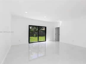 5550 SW 4th St, Miami FL 33134
