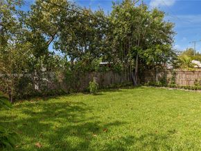 5550 SW 4th St, Miami FL 33134