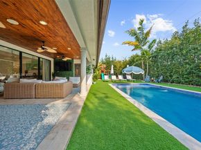 6420 SW 63rd Ter, South Miami FL 33143