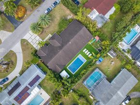 6420 SW 63rd Ter, South Miami FL 33143