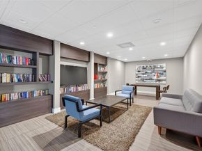 3675 N Country Club Dr 410, Aventura FL 33180