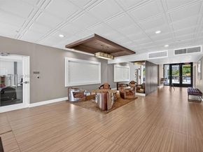 3675 N Country Club Dr 410, Aventura FL 33180