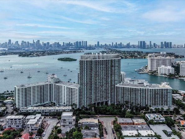 1500 Bay Rd PH 1570, Miami Beach FL 33139