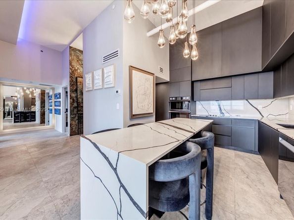 1500 Bay Rd PH 1570, Miami Beach FL 33139