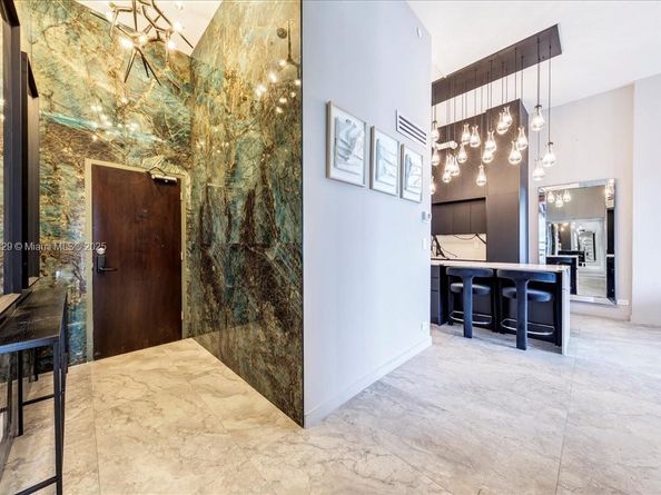 1500 Bay Rd PH 1570, Miami Beach FL 33139