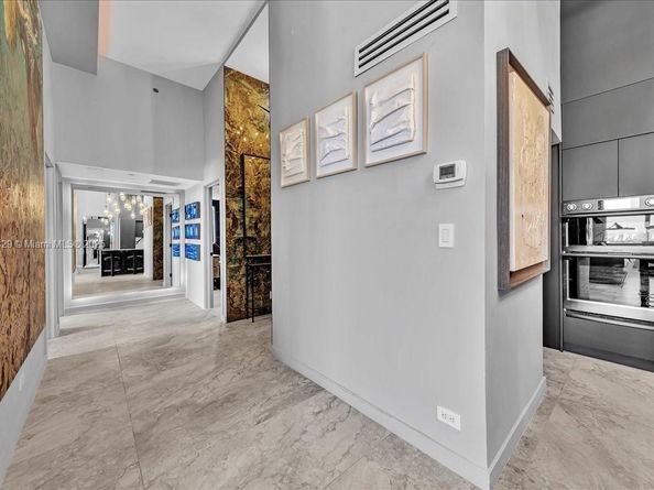 1500 Bay Rd PH 1570, Miami Beach FL 33139