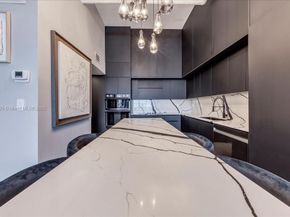 1500 Bay Rd PH 1570, Miami Beach FL 33139