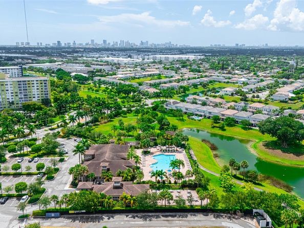 4248 Ficus St, Hollywood FL 33021