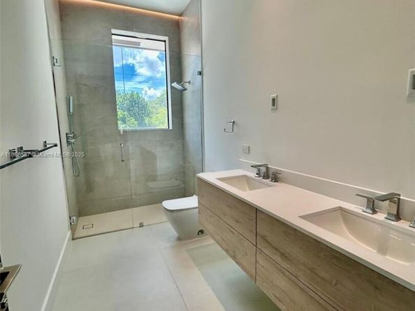 741 NE 70 St, Miami FL 33138