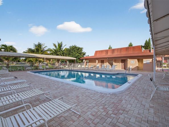 2991 NW 46th Ave 202, Lauderdale Lakes FL 33313