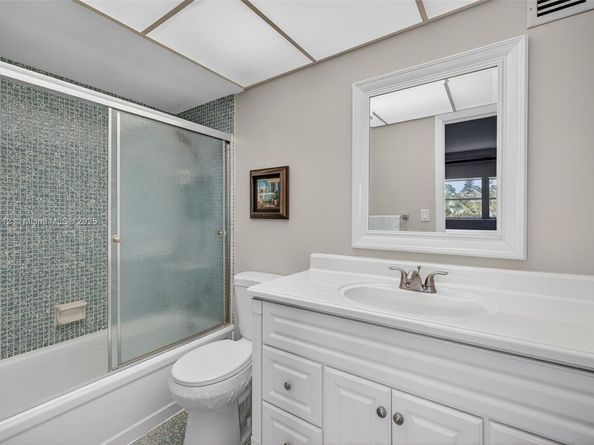 2991 NW 46th Ave 202, Lauderdale Lakes FL 33313