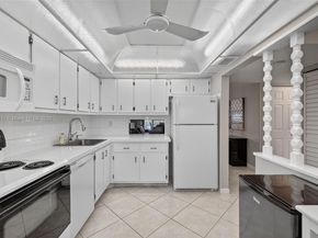 2991 NW 46th Ave 202, Lauderdale Lakes FL 33313