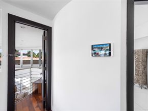 3344 NE 167th St, North Miami Beach FL 33160