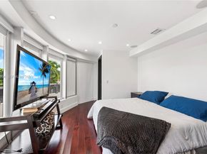 3344 NE 167th St, North Miami Beach FL 33160