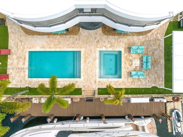 3344 NE 167th St, North Miami Beach FL 33160