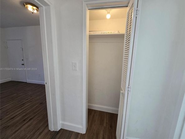 660 84th St 39, Miami Beach FL 33141