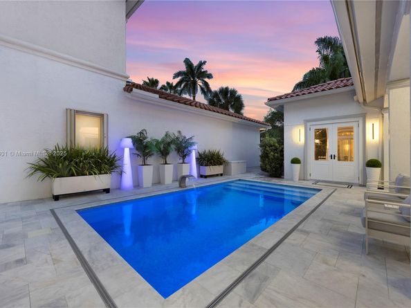 1594 Shoreline Way, Hollywood FL 33019
