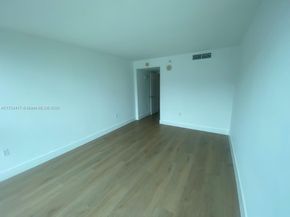 2101 Brickell Ave 1401, Miami FL 33129