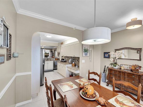 7647 Southampton Ter 403, Tamarac FL 33321