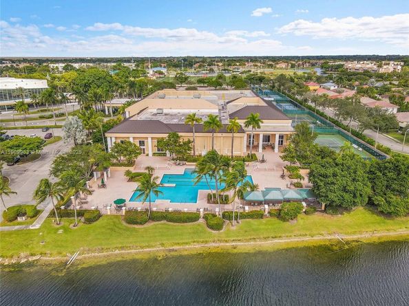 7647 Southampton Ter 403, Tamarac FL 33321