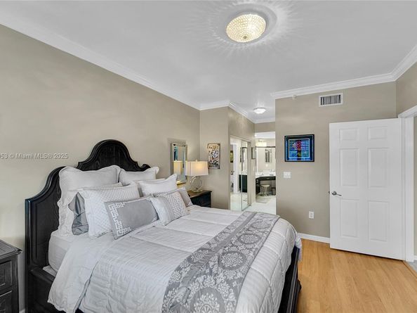 7647 Southampton Ter 403, Tamarac FL 33321