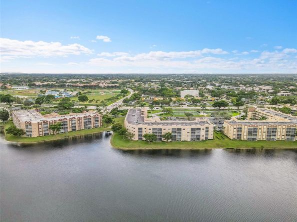 7647 Southampton Ter 403, Tamarac FL 33321