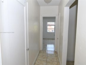 3621 SW 10th St 4B, Miami FL 33135