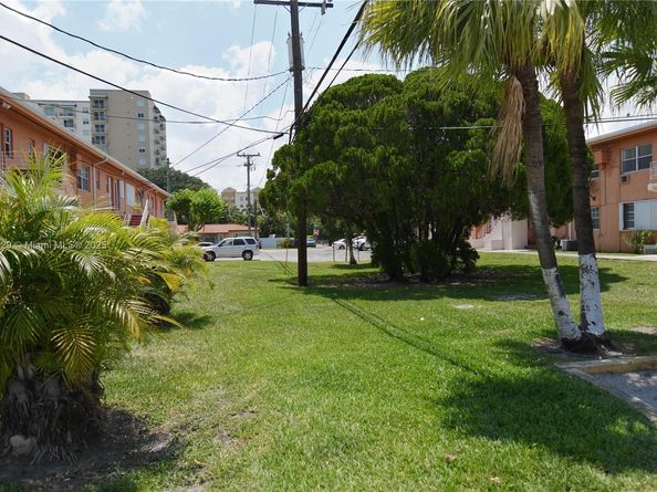 3621 SW 10th St 4B, Miami FL 33135