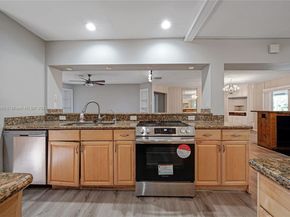7801 NW 40th St, Coral Springs FL 33065