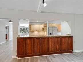 7801 NW 40th St, Coral Springs FL 33065