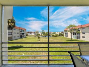 2951 E Sunrise Lakes Dr 209, Sunrise FL 33322