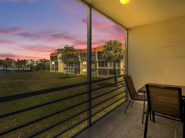 2951 E Sunrise Lakes Dr 209, Sunrise FL 33322