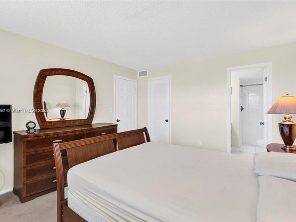 2951 E Sunrise Lakes Dr 209, Sunrise FL 33322