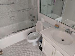 1980 S Ocean Dr 15C, Hallandale Beach FL 33009