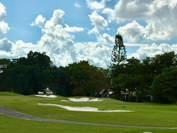 7700 NW 84th Ln, Tamarac FL 33321