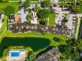 1700 NE 191st St 403, Miami FL 33179