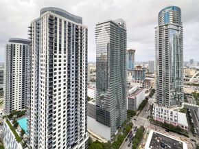 159 NE 6TH St 3701, Miami FL 33132