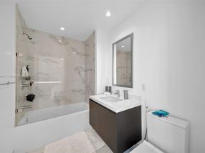 851 NE 1st Ave 2203, Miami FL 33132