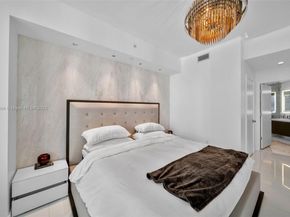 851 NE 1st Ave 2203, Miami FL 33132