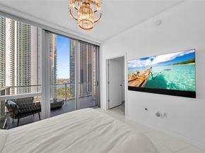 851 NE 1st Ave 2203, Miami FL 33132