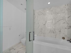 851 NE 1st Ave 2203, Miami FL 33132