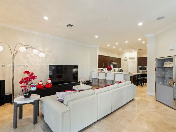 1555 Windjammer Way, Hollywood FL 33019