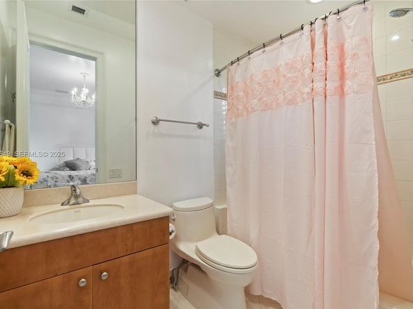 1555 Windjammer Way, Hollywood FL 33019