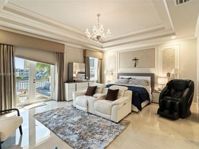 1555 Windjammer Way, Hollywood FL 33019