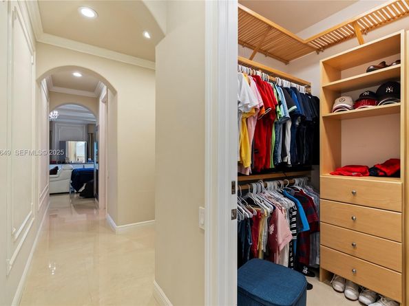 1555 Windjammer Way, Hollywood FL 33019