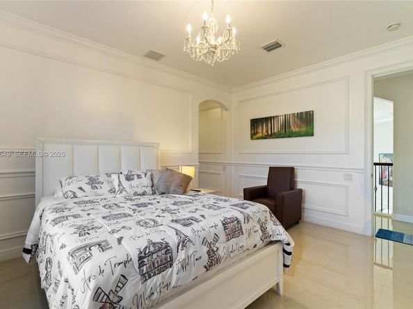 1555 Windjammer Way, Hollywood FL 33019