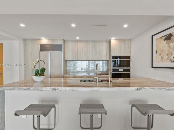 1500 Ocean Drive 1003, Miami Beach FL 33139