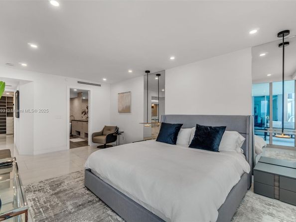 1500 Ocean Drive 1003, Miami Beach FL 33139